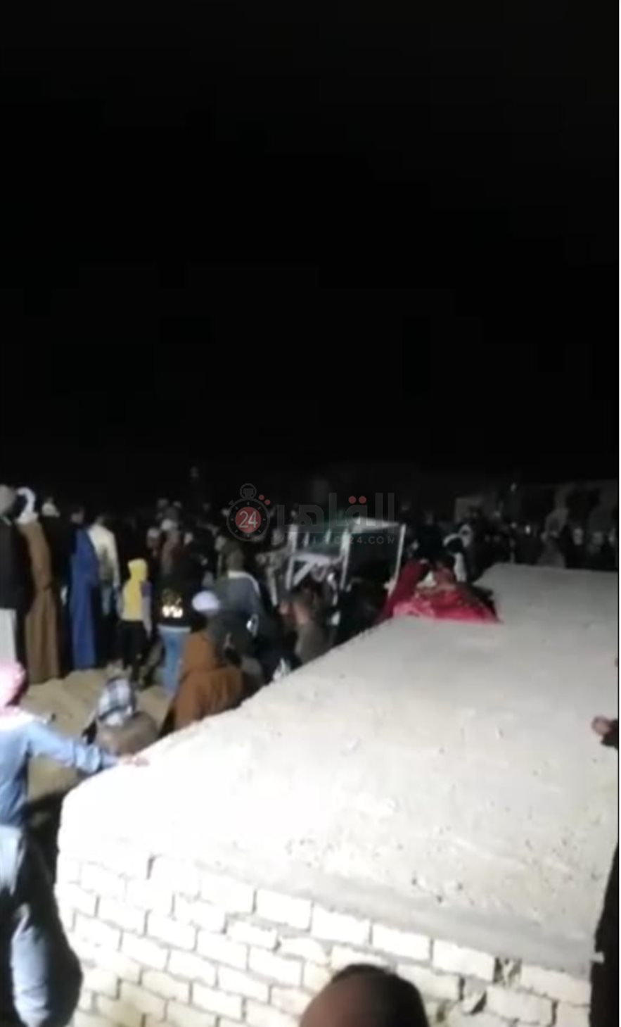 تشييع جثمان أحد ضحايا غرق مركب هجرة غير شرعية بالفيوم