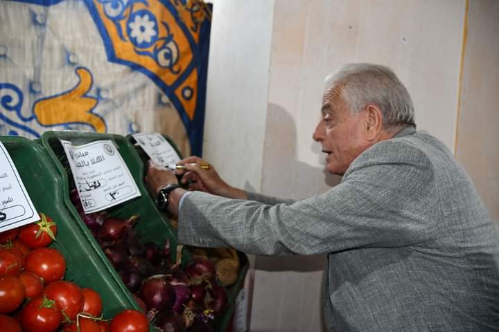 محافظ جنوب سيناء يفتتح معرض أهلا العيد بشرم الشيخ 