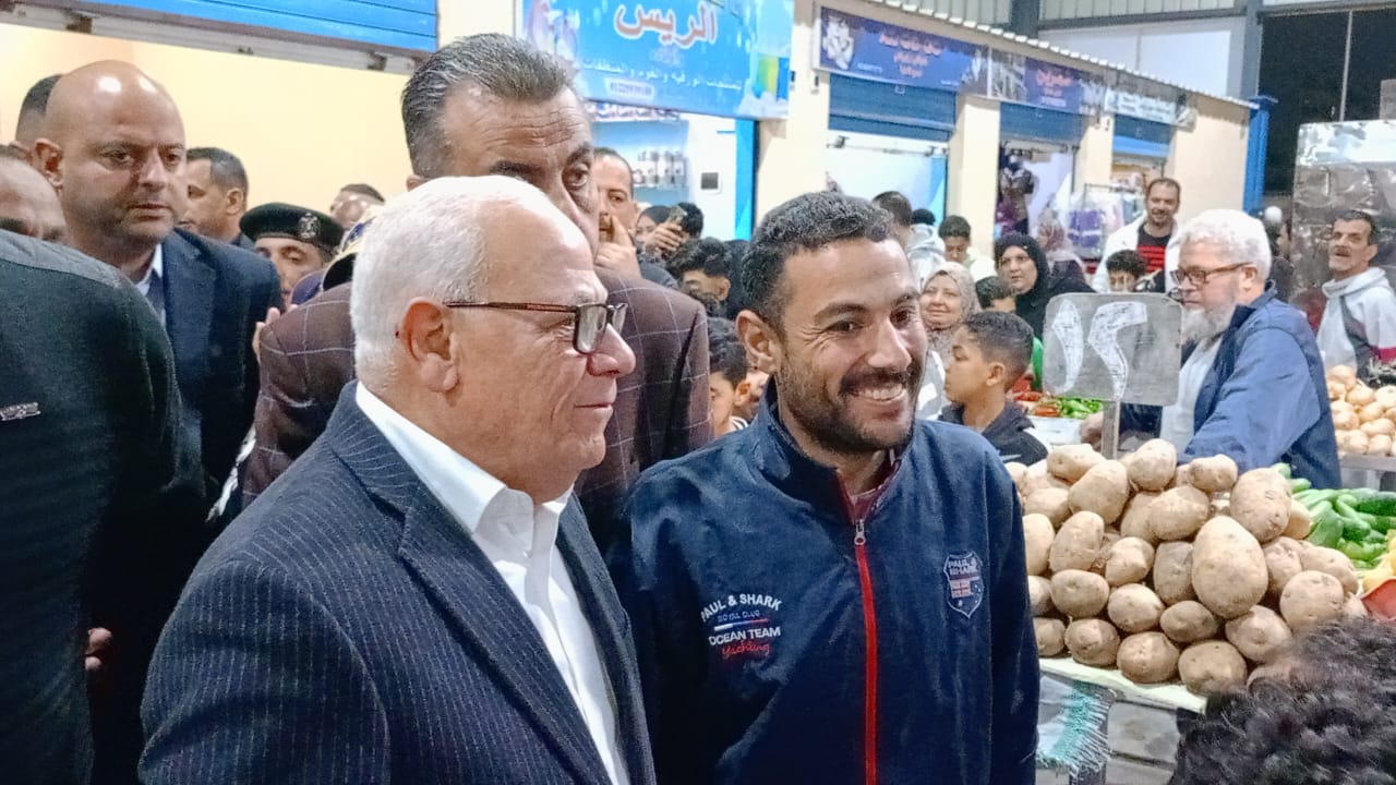 محافظ بورسعيد يفتتح مشروعات جديدة 