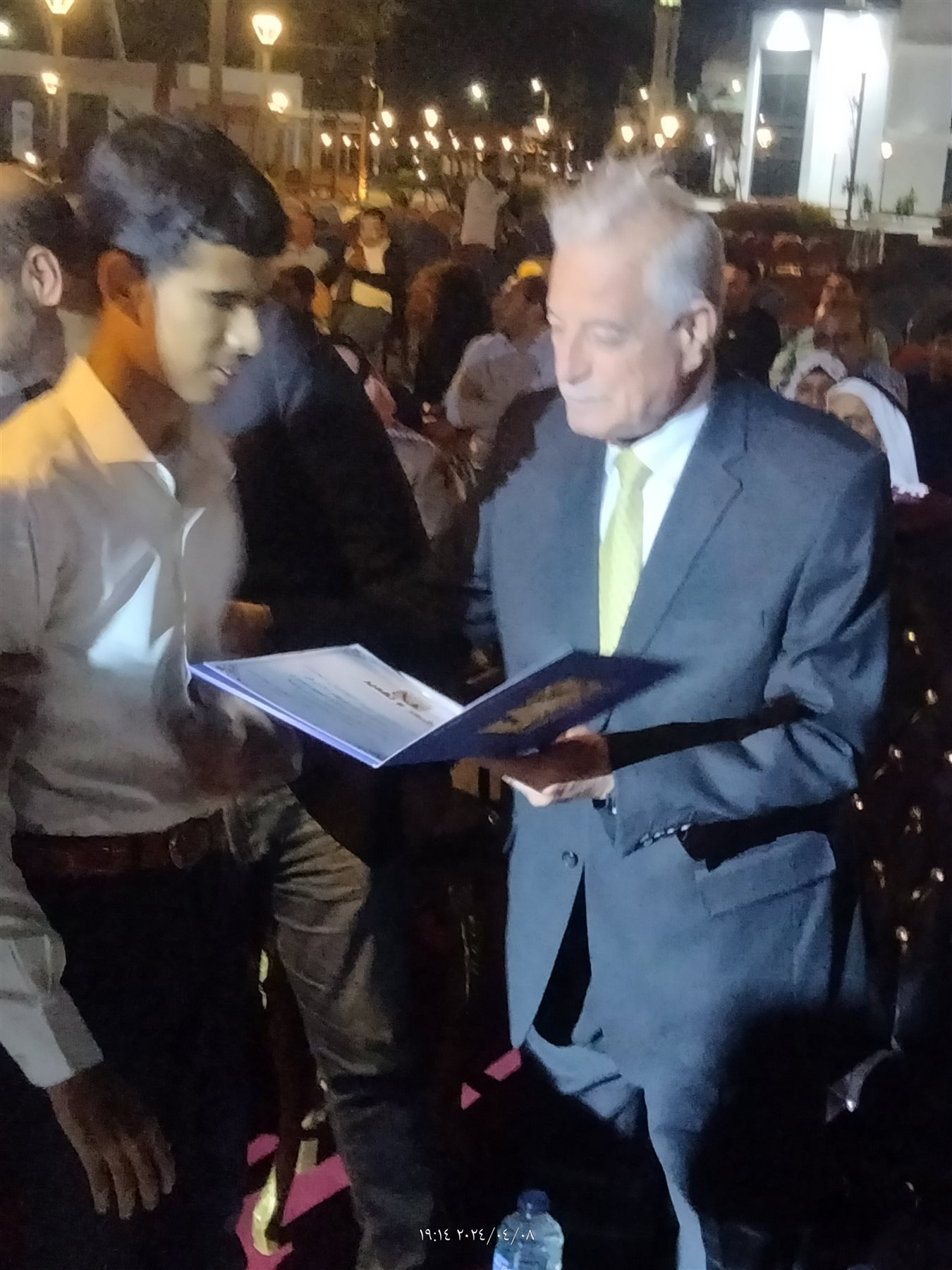 محافظ جنوب سيناء يكرم عددا من الرياضيين