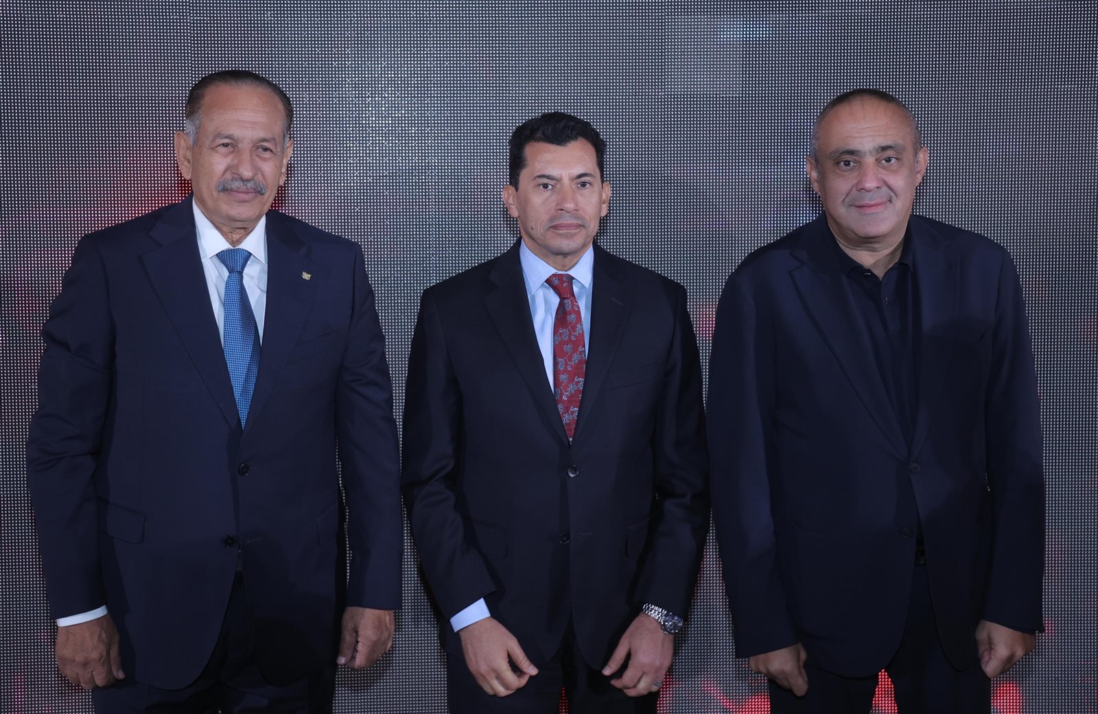 اتحاد كرة اليد يوقع عقد رعاية (1)