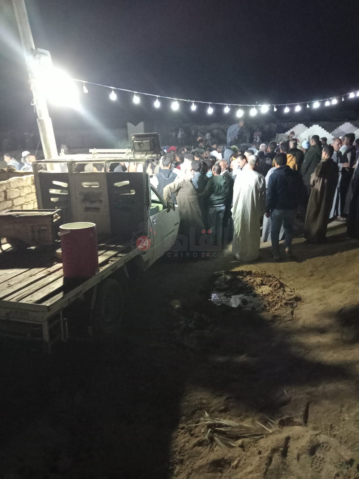 دفنوها بجوار ابنها .. تشييع جنازة مسنه  ضحية حادث الدهس في الفيوم