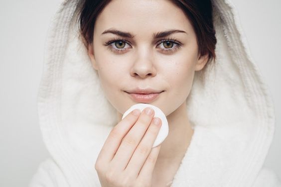 ماسك قشر البرتقال والزبادي