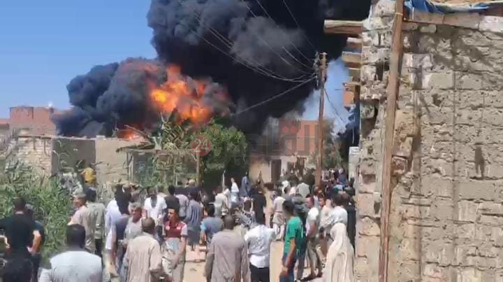 حريق مخزن كاوتش في الفيوم 