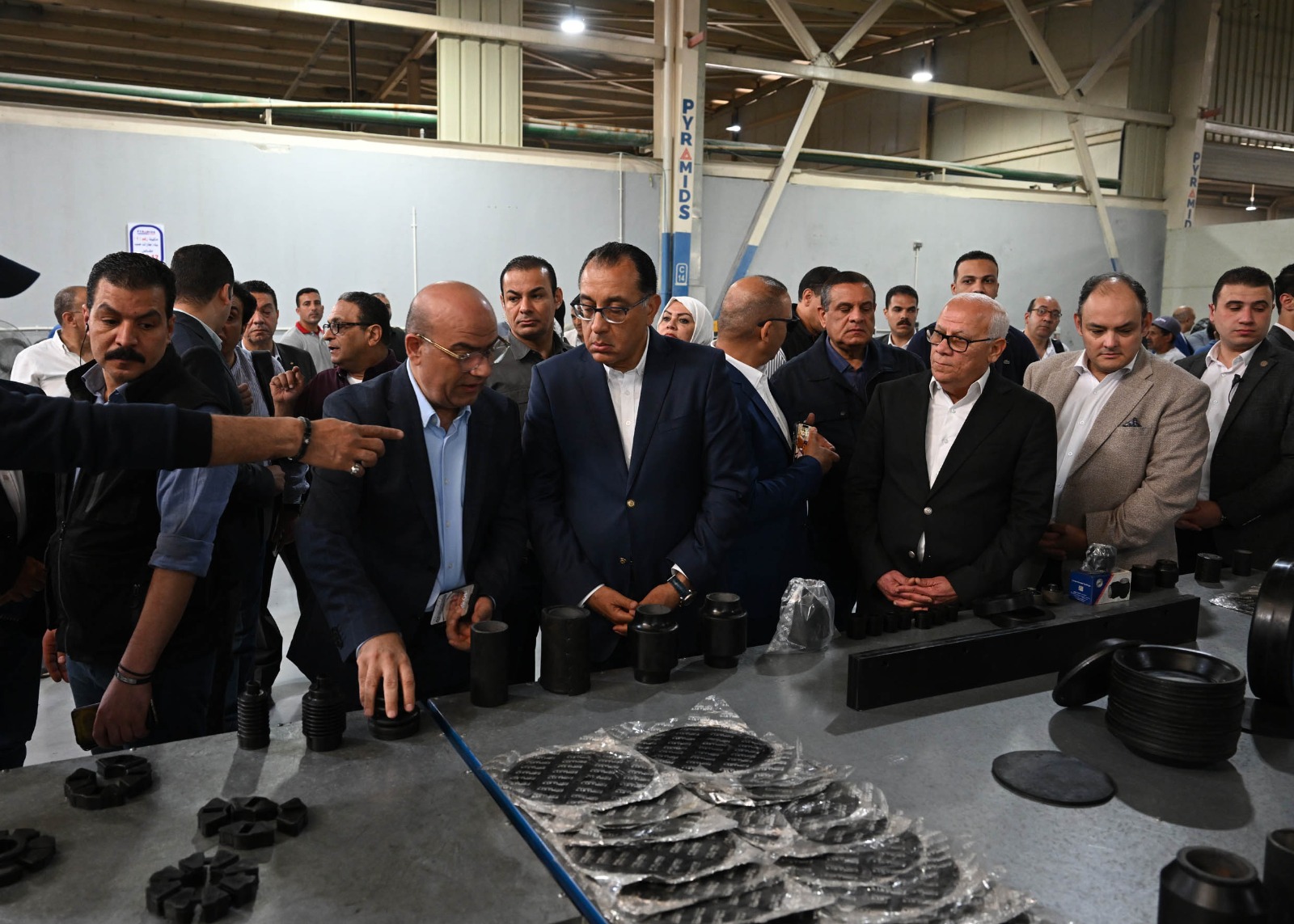 رئيس الوزراء 