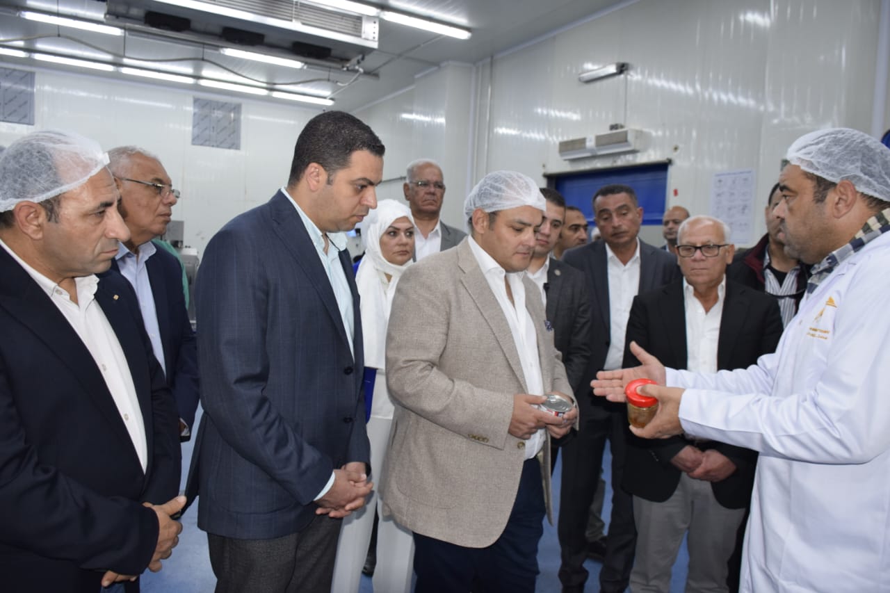 وزير التجارة والصناعة