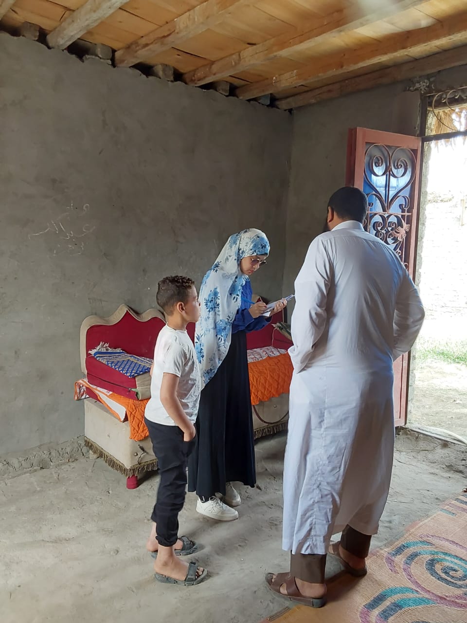 مياه الفيوم توصيل مياه الشرب لأكثر من 1500 أسرة من الأسر الأولى بالرعاية