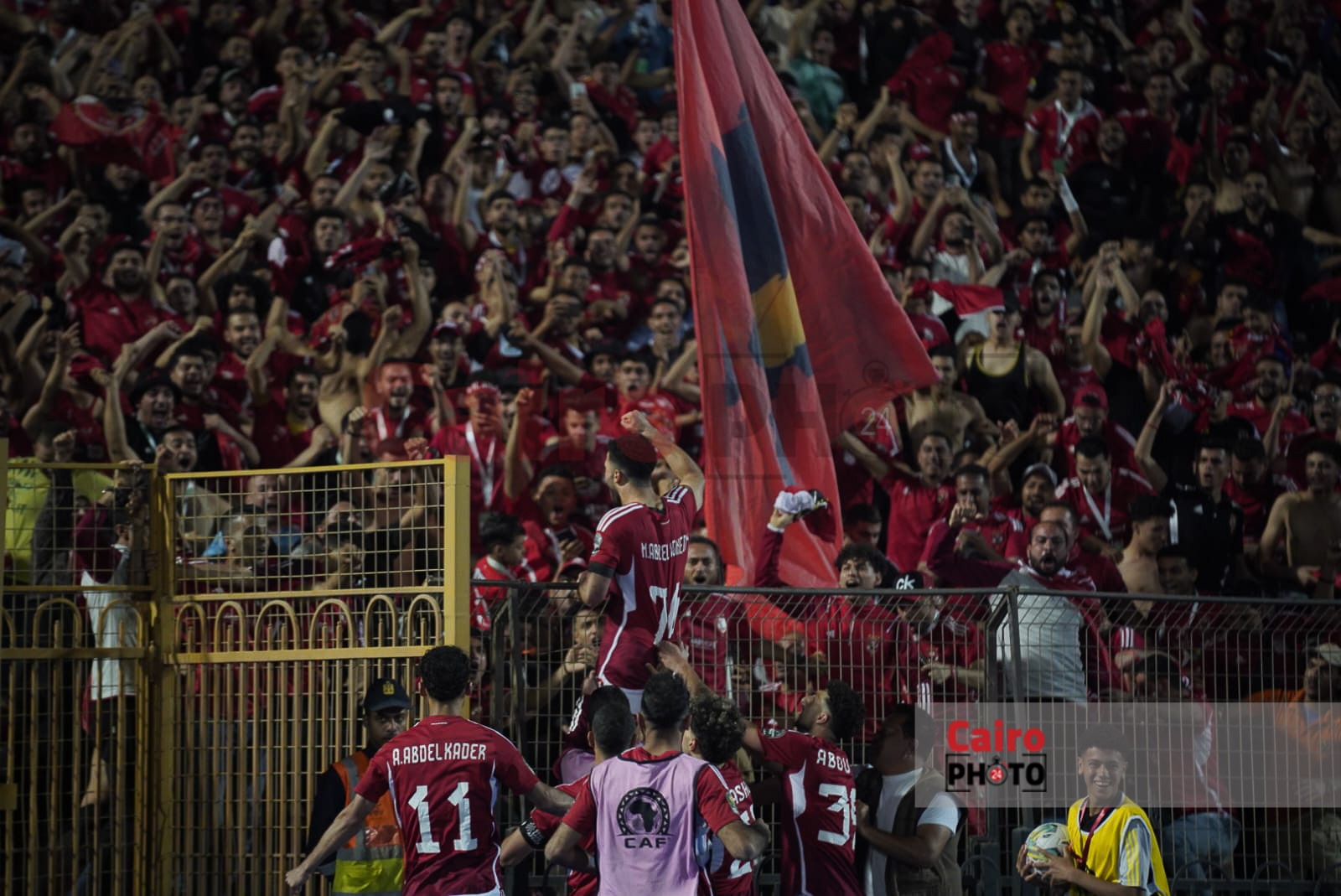 مباراة الأهلي ومازبمبي (12)