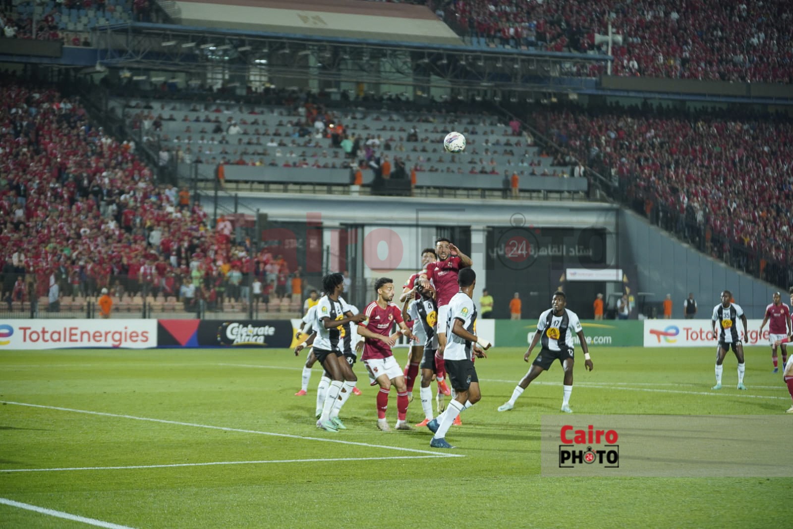 مباراة الأهلي ومازبمبي (22)