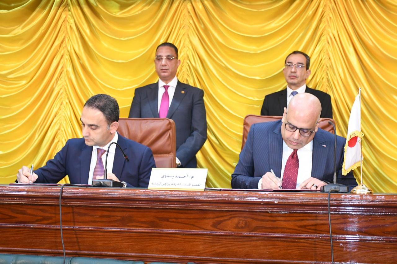 محافظ الفيوم ورئيس الجامعة يفتتحان الملتقى التوظيفي الأول للخريجين 