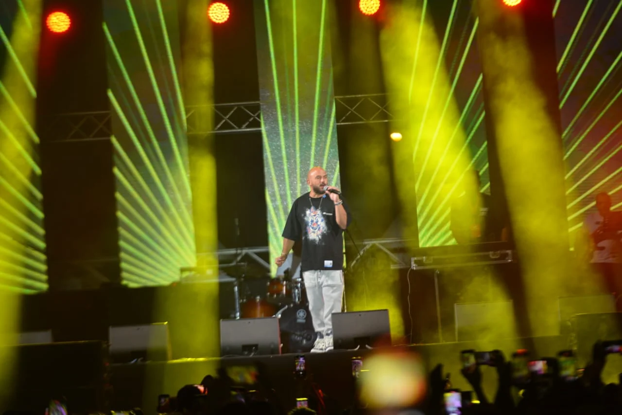 حفل تامر عاشور والعسيلي في فاميلي بارك (4)