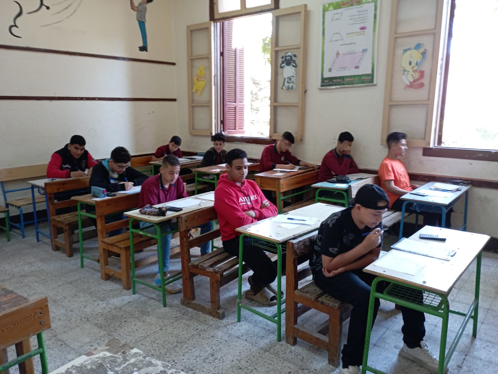 امتحانات الشهادة الإعدادية ببورسعيد