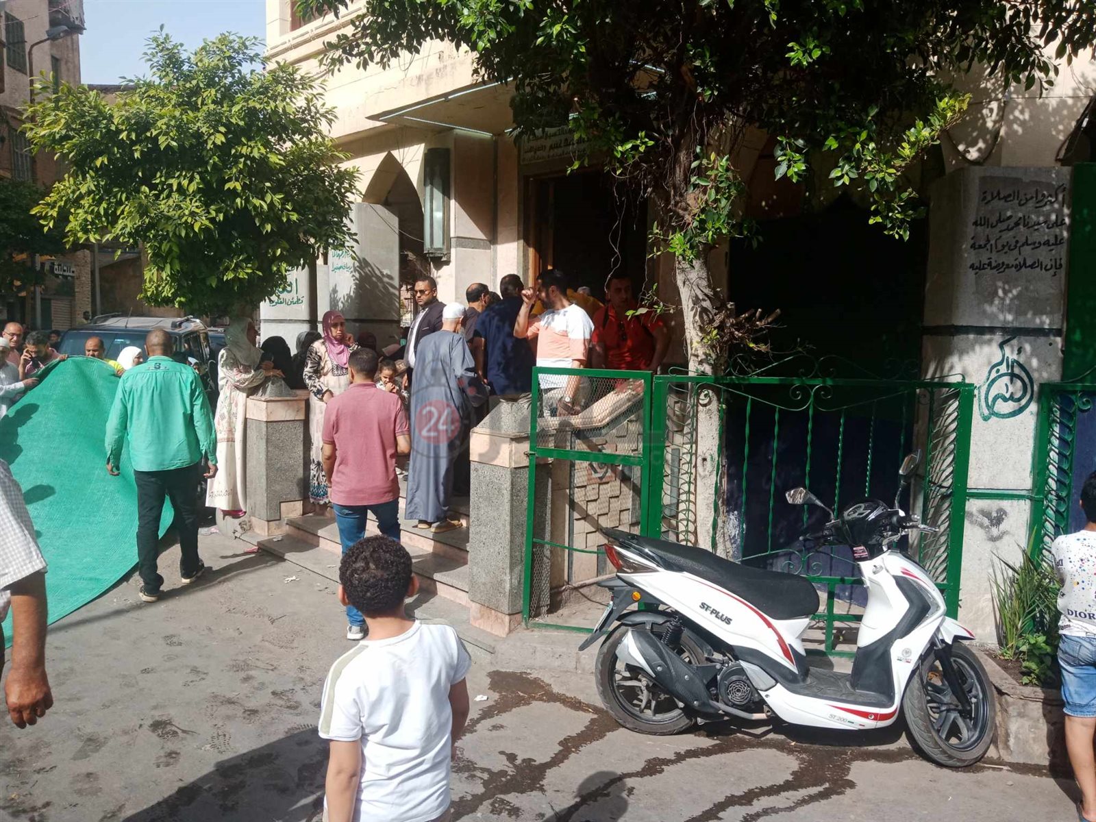 تجهيزات تشييع جنازة الشيخ الكتاني بالإسكندرية