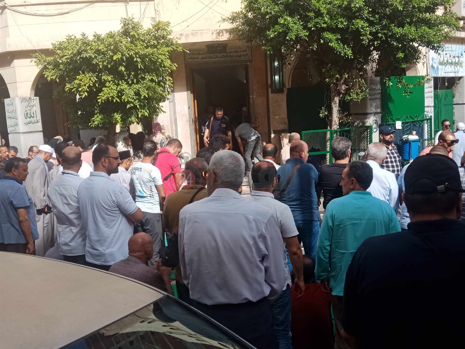 تجهيزات تشييع جنازة الشيخ الكتاني بالإسكندرية