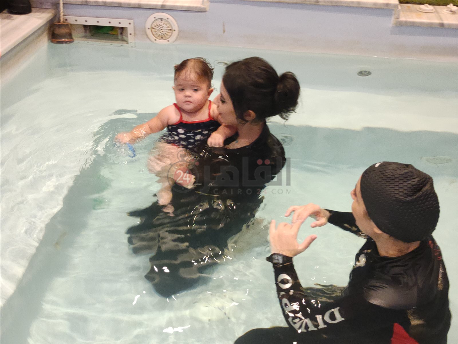 تعليم السباحة للرضع 