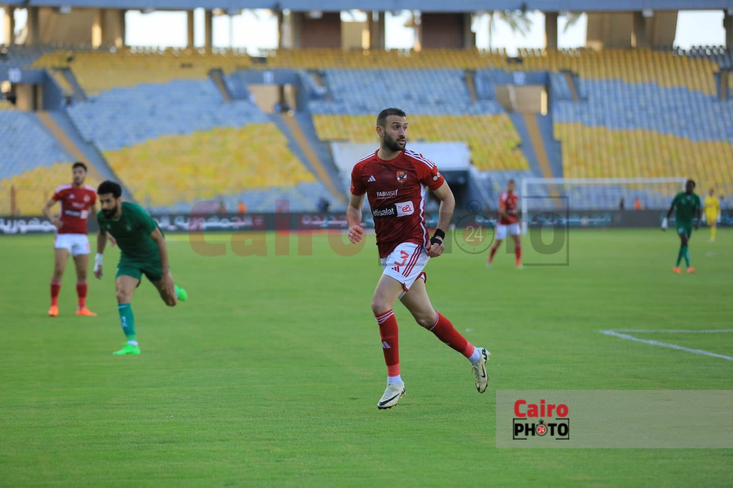 الأهلي والاتحاد (24)