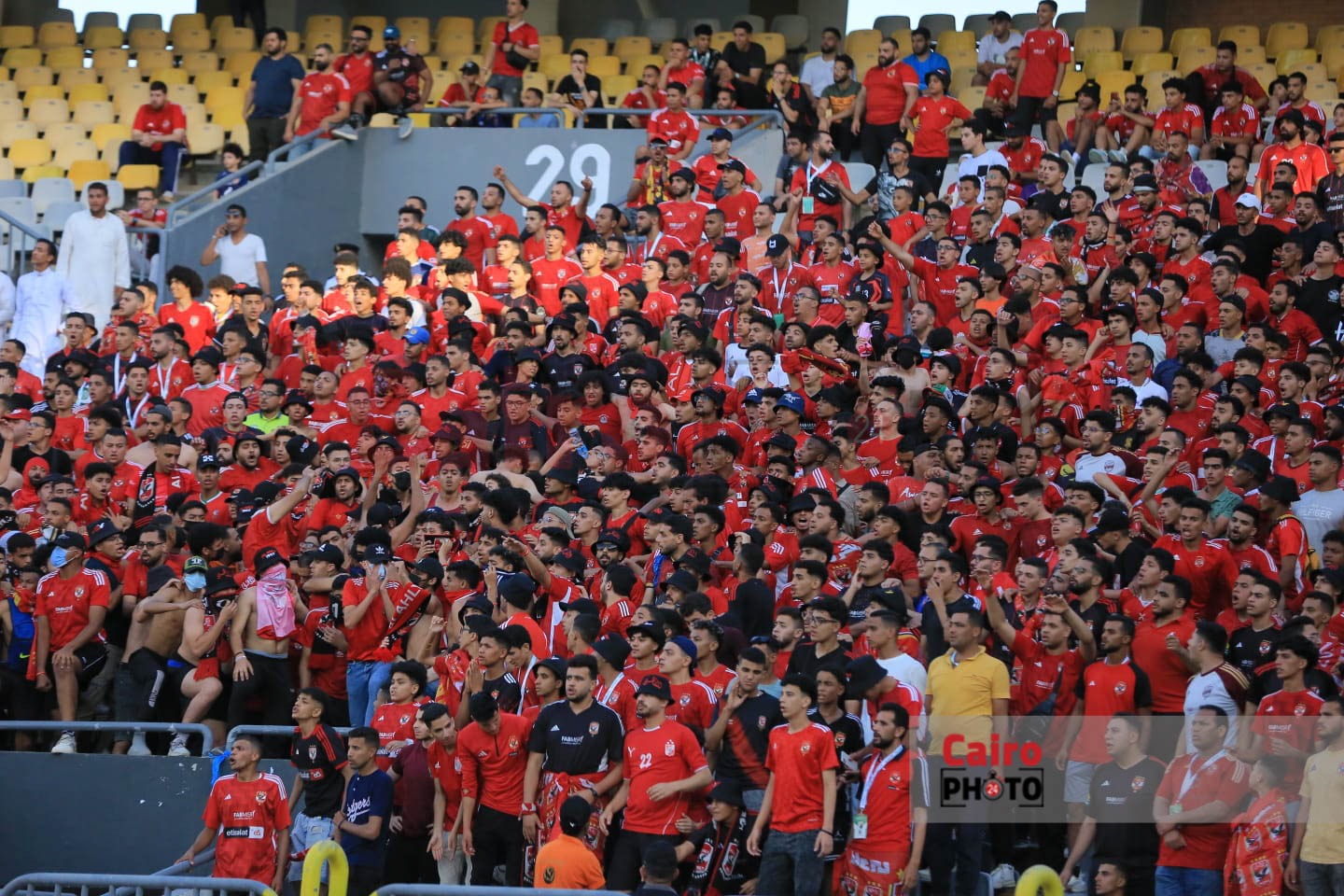 الأهلي والاتحاد (21)