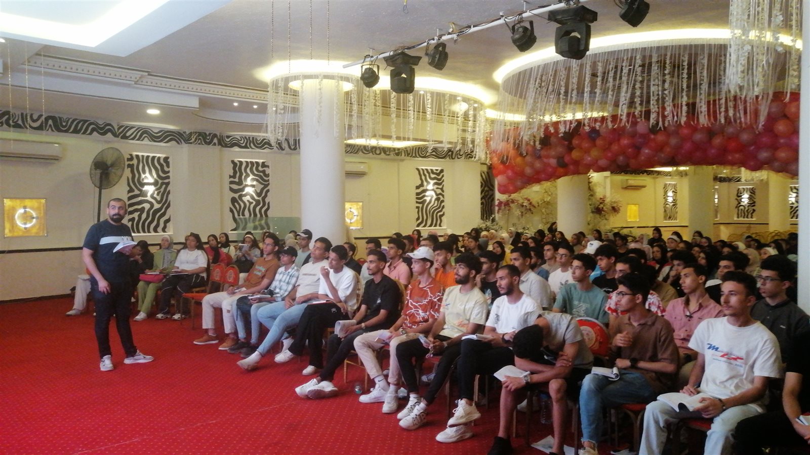 طلاب الثانوية العامة ببورسعيد 