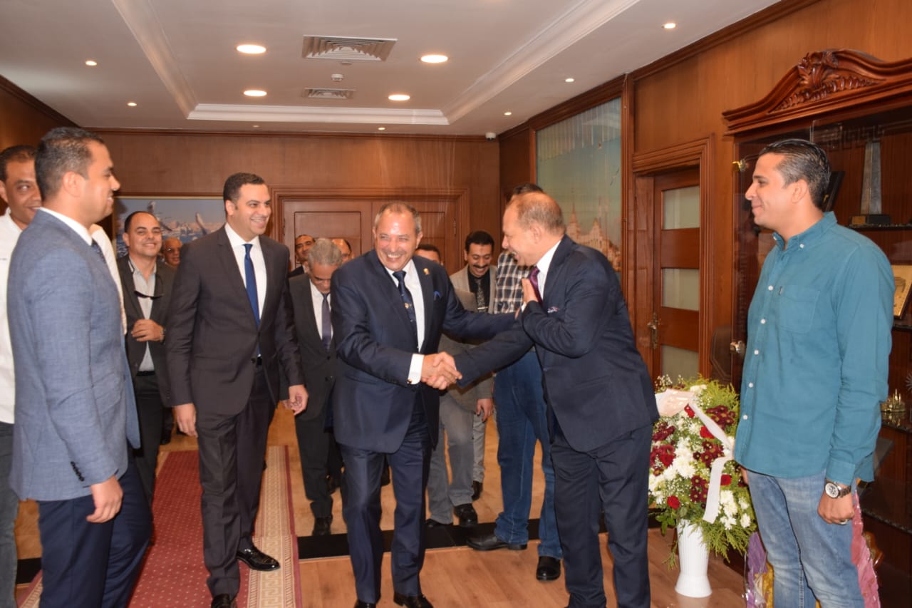 محافظ بورسعيد 