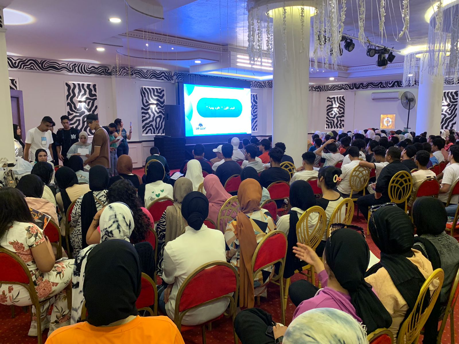 طلاب الثانوية العامة ببورسعيد 