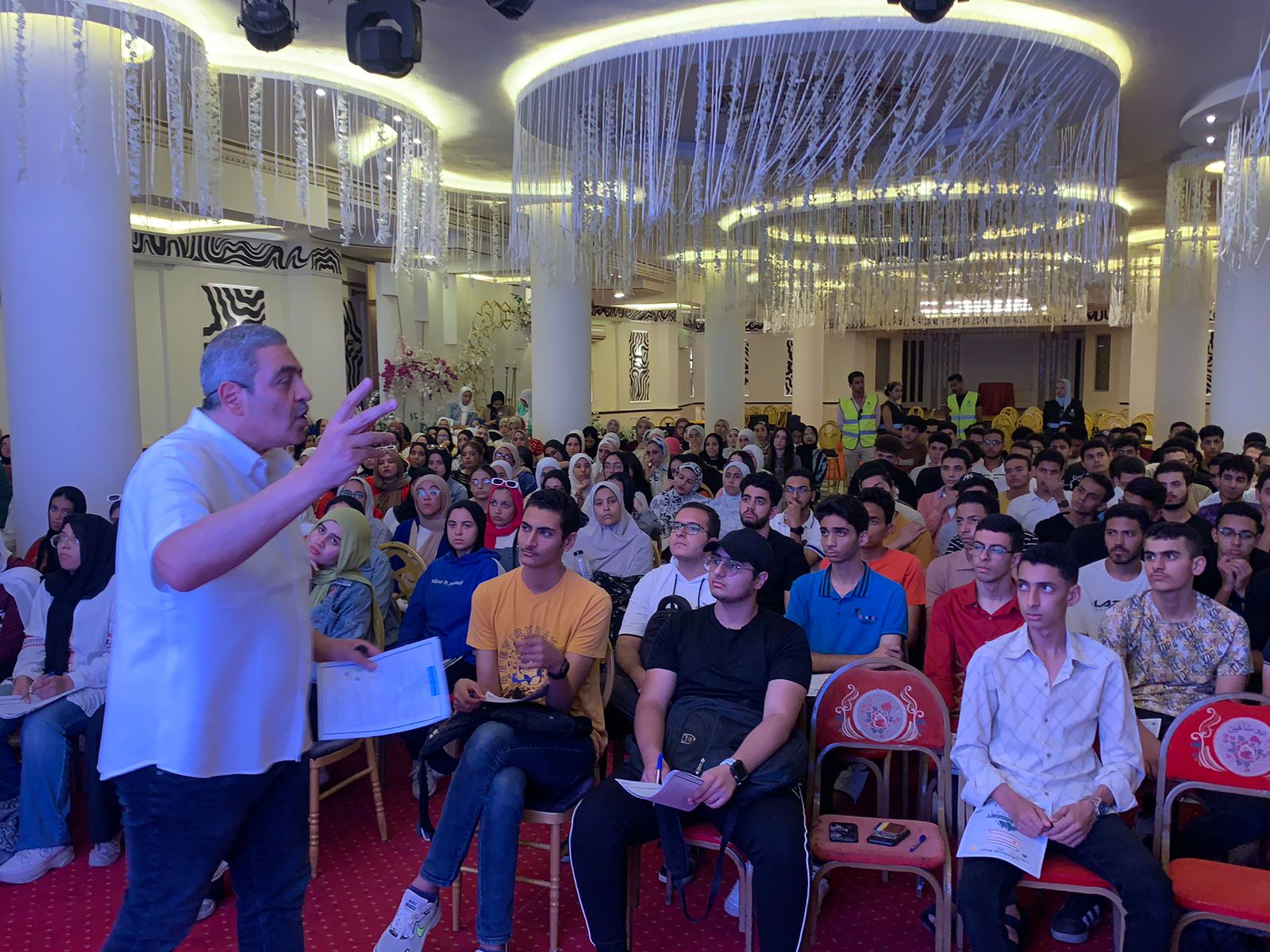 طلاب الثانوية العامة ببورسعيد 