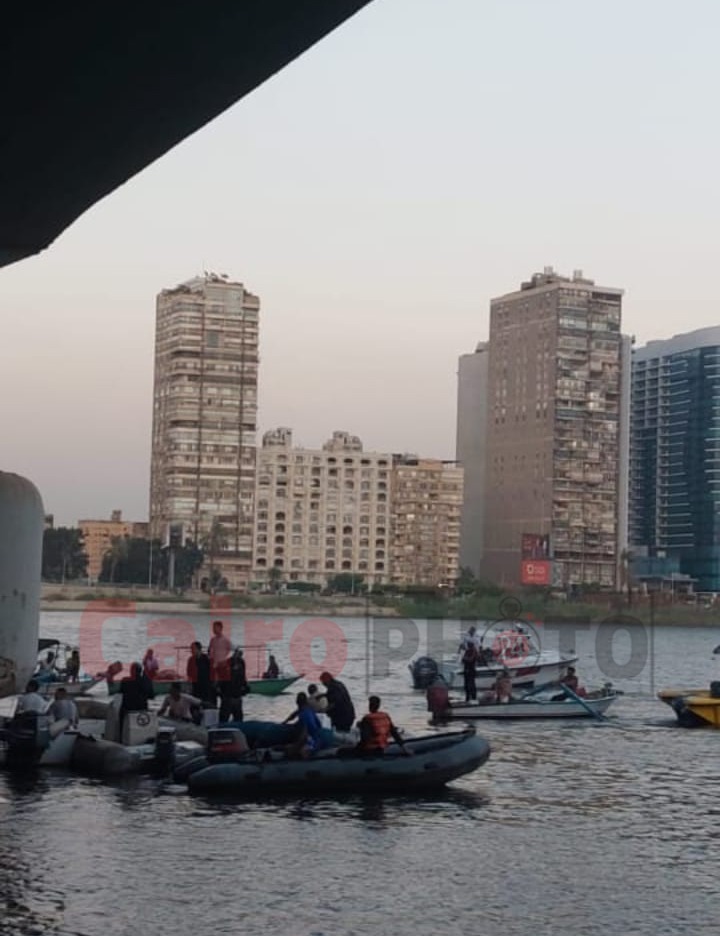 الصور الأولي لموقع حادث سقوط سيارة زفاف عروسين2