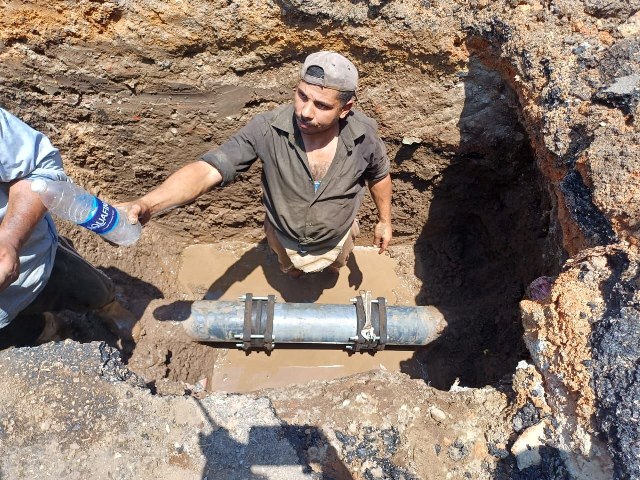 إصلاح كسر ماسورة مياه شرب في الشرقية 06