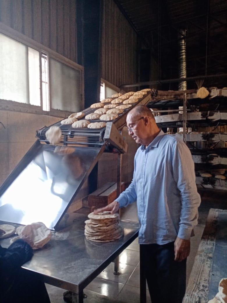 وكيل وزارة التموين يقود حملة على المخابز بالشرقية 05