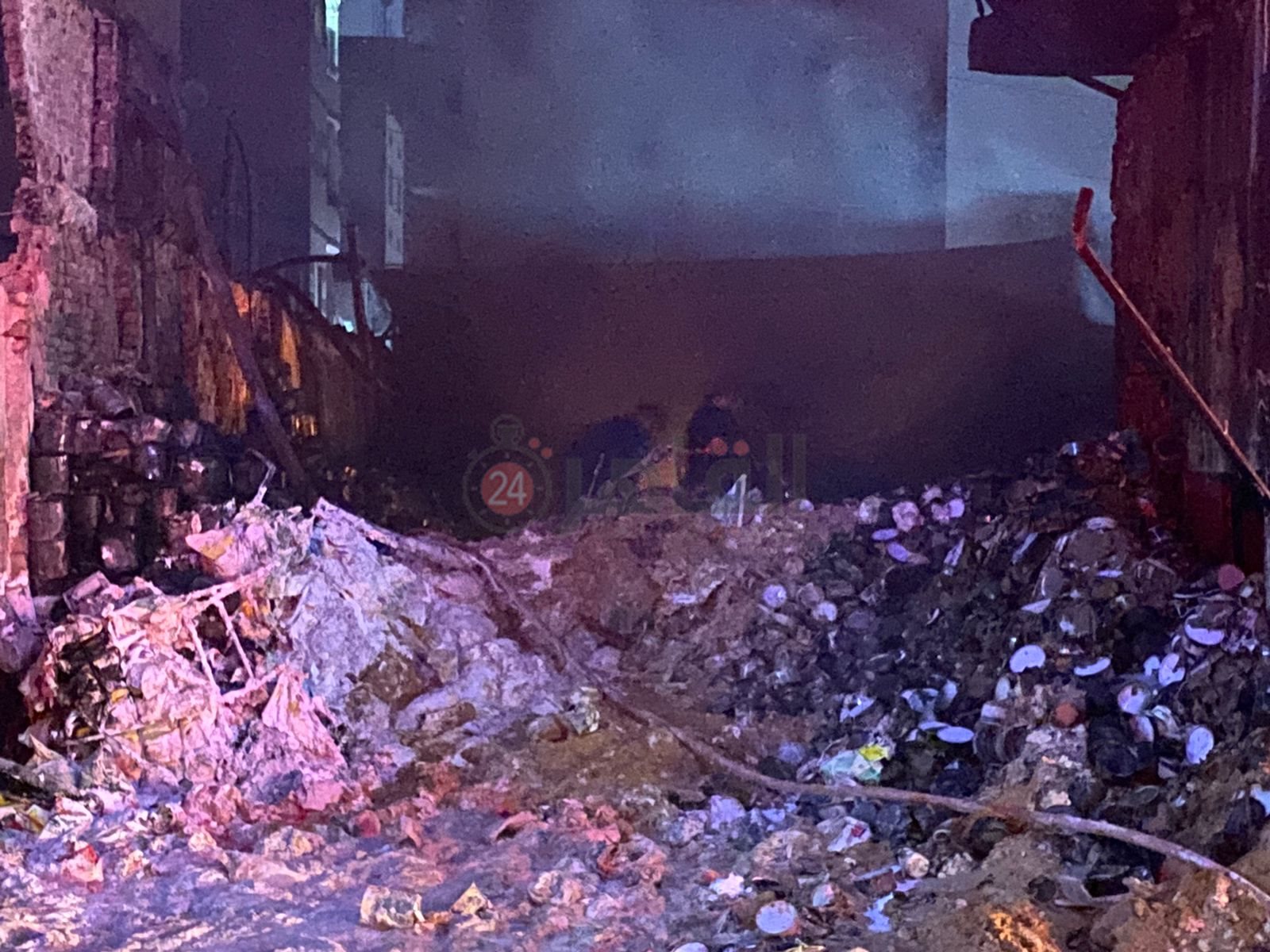 7f96d928-44b2-42b8-9101-674f32c05e19