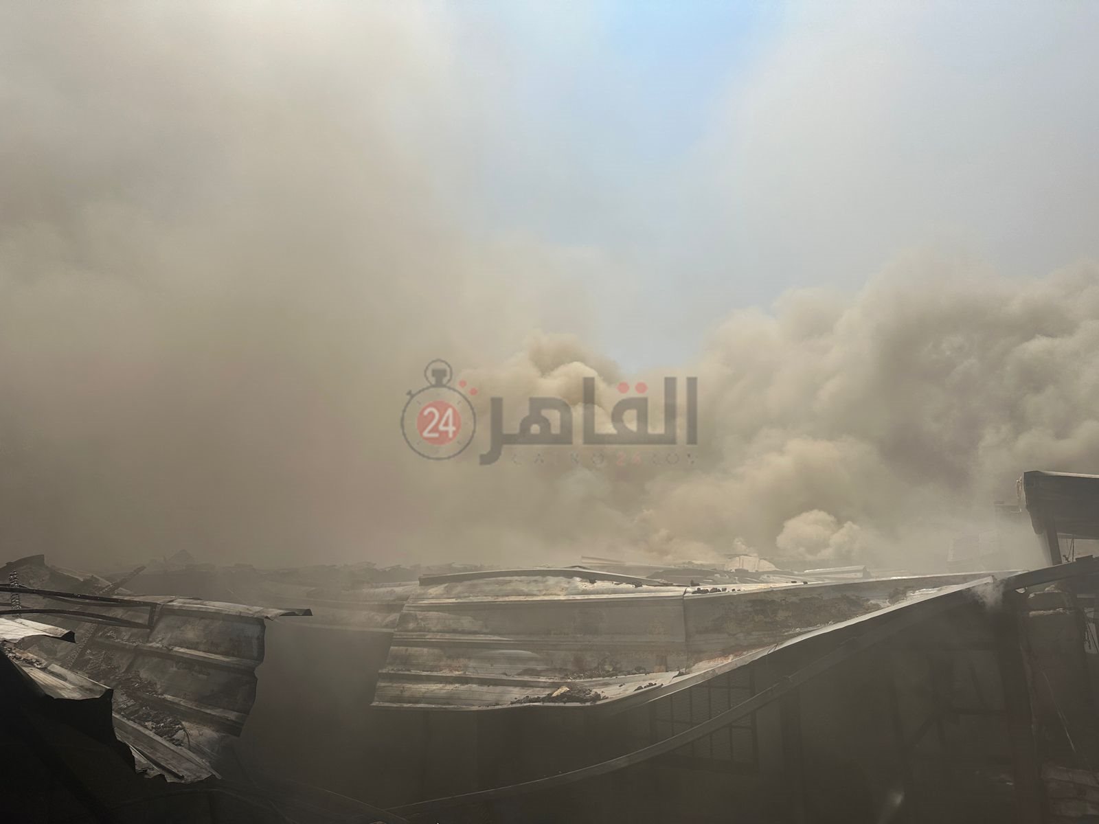 حريق محزن ملابس وأحذية 1