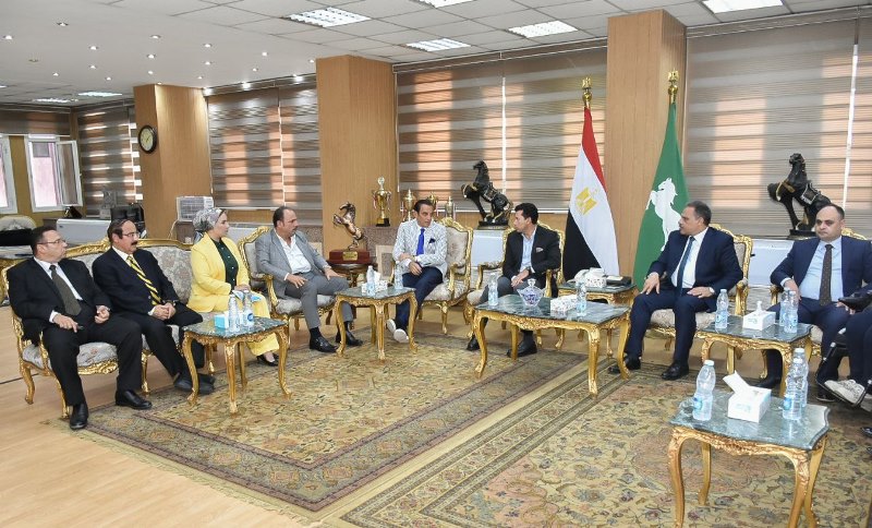 وزير الشباب والرياضة في محافظة الشرقية 02