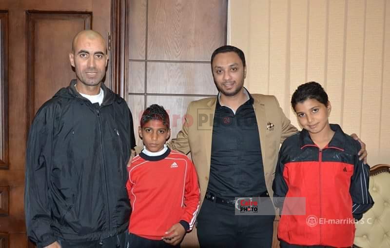 الكابتن إبراهيم عادل مع رئيس نادي المريخ 