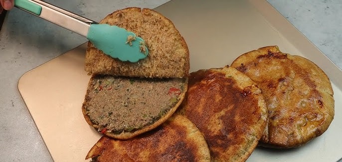 خطوات تحضير الحواوشي بالعيش