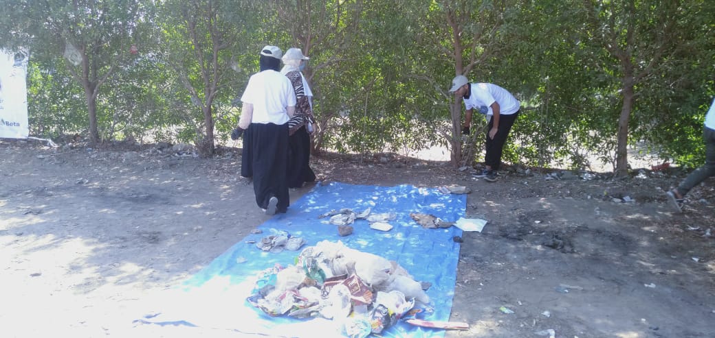 حملة مكبرة للنظافة ورفع الملوثات الصلبة الملوثة لبحر يوسف بالفيوم