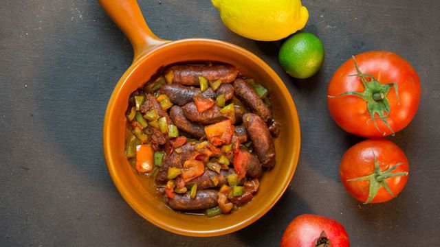 طريقة عمل السجق