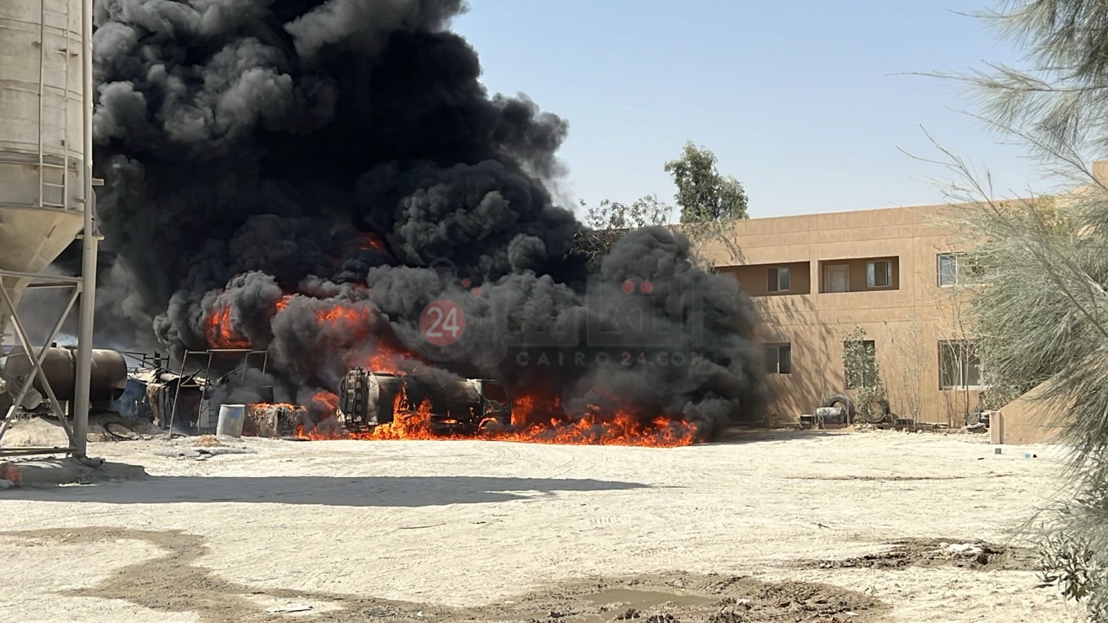 حريق مصنع دينا ماكس بالمنطقة الصناعية في أكتوبر 1