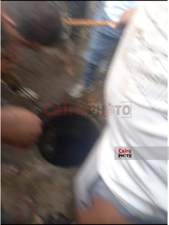 سقوط 3 أشخاص داخل بالوعة