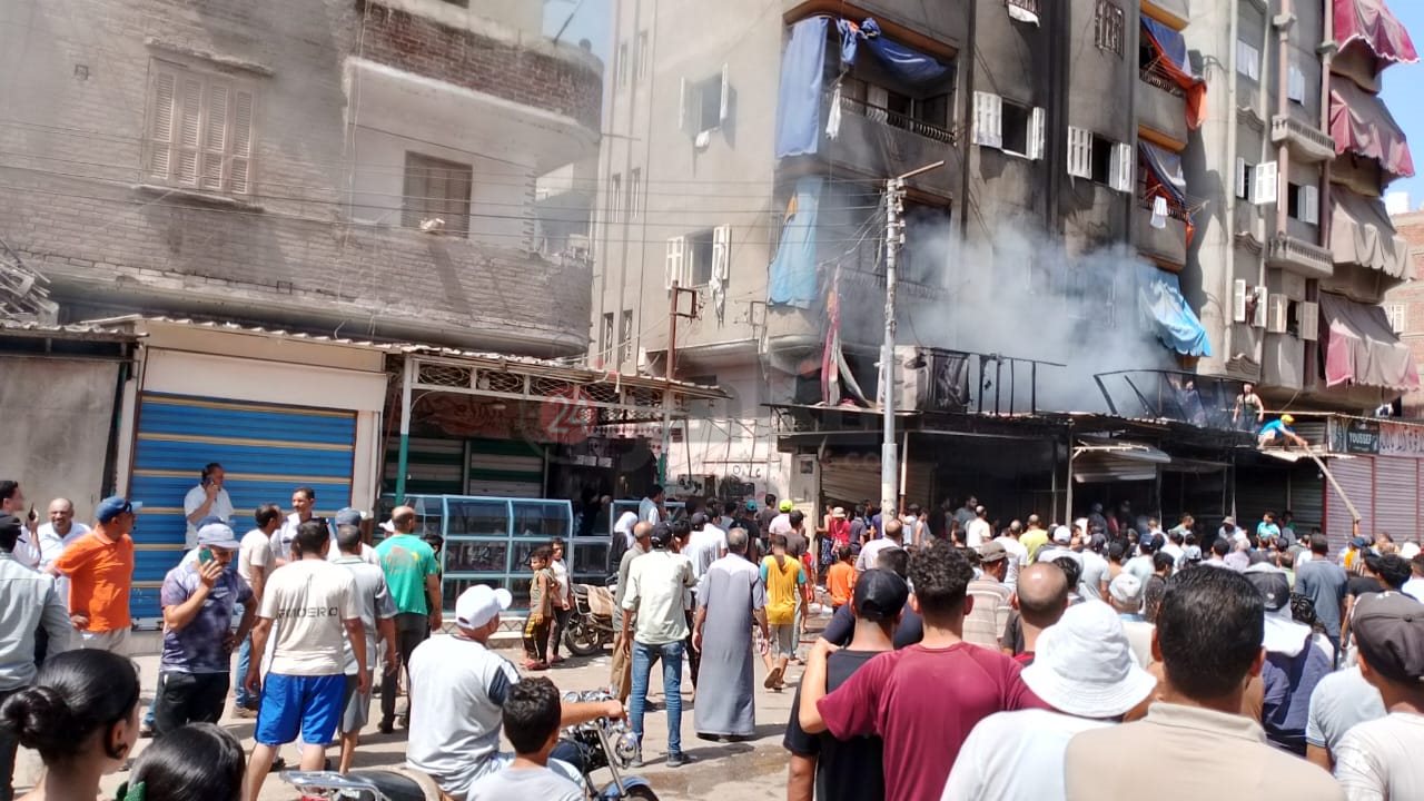 اندلاع حريق داخل ورشة تصنيع مواتير بالدقهلية 3