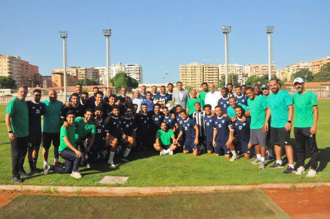 اللاعب حسام عرفات 