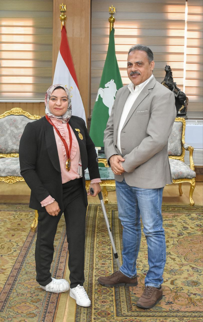 محافظ الشرقية يكرم بطلة بارلمبياد باريس 06