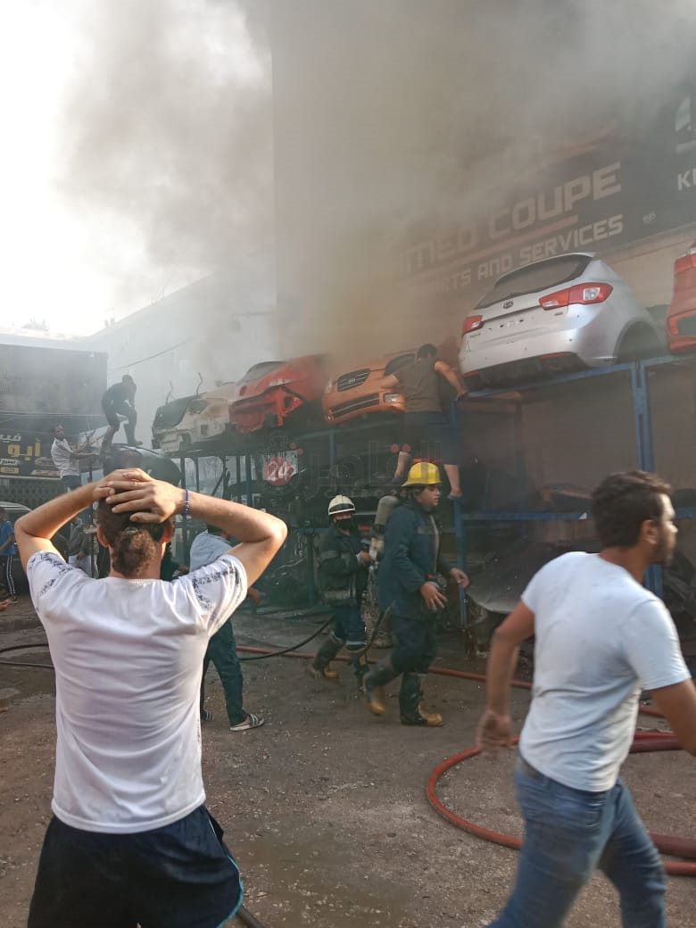 حريق ورشة سيارات السلام 2