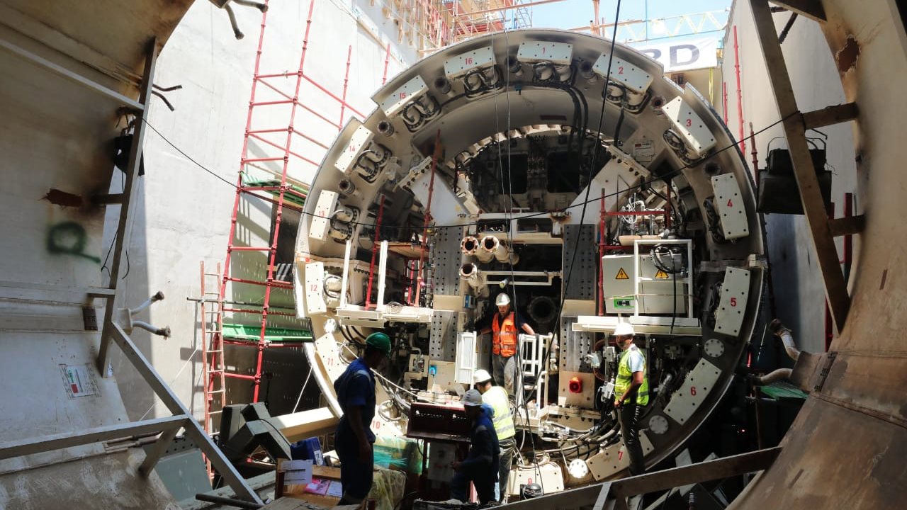 أعمال الحفر بمشروع الخط الرابع للمترو