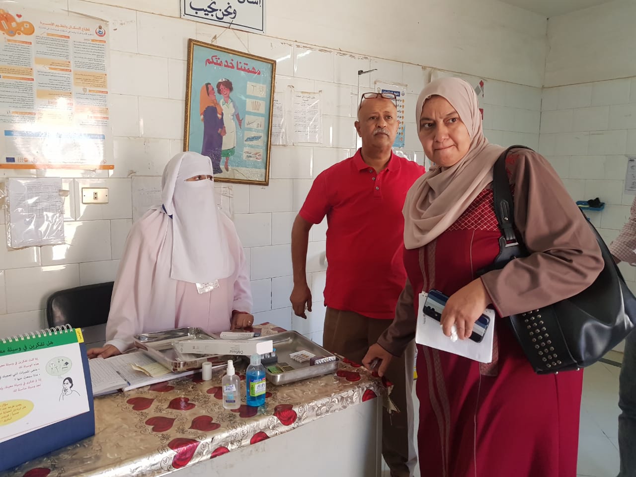 جولة مفاجئة لوكيل �صحة الفيوم� على الوحدات الصحية بمركز طاميه. إحالة للتحقيق ومكافأة