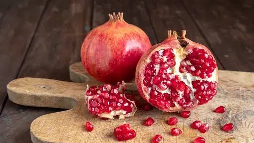 فوائد قشر الرمان للمعدة والقولون