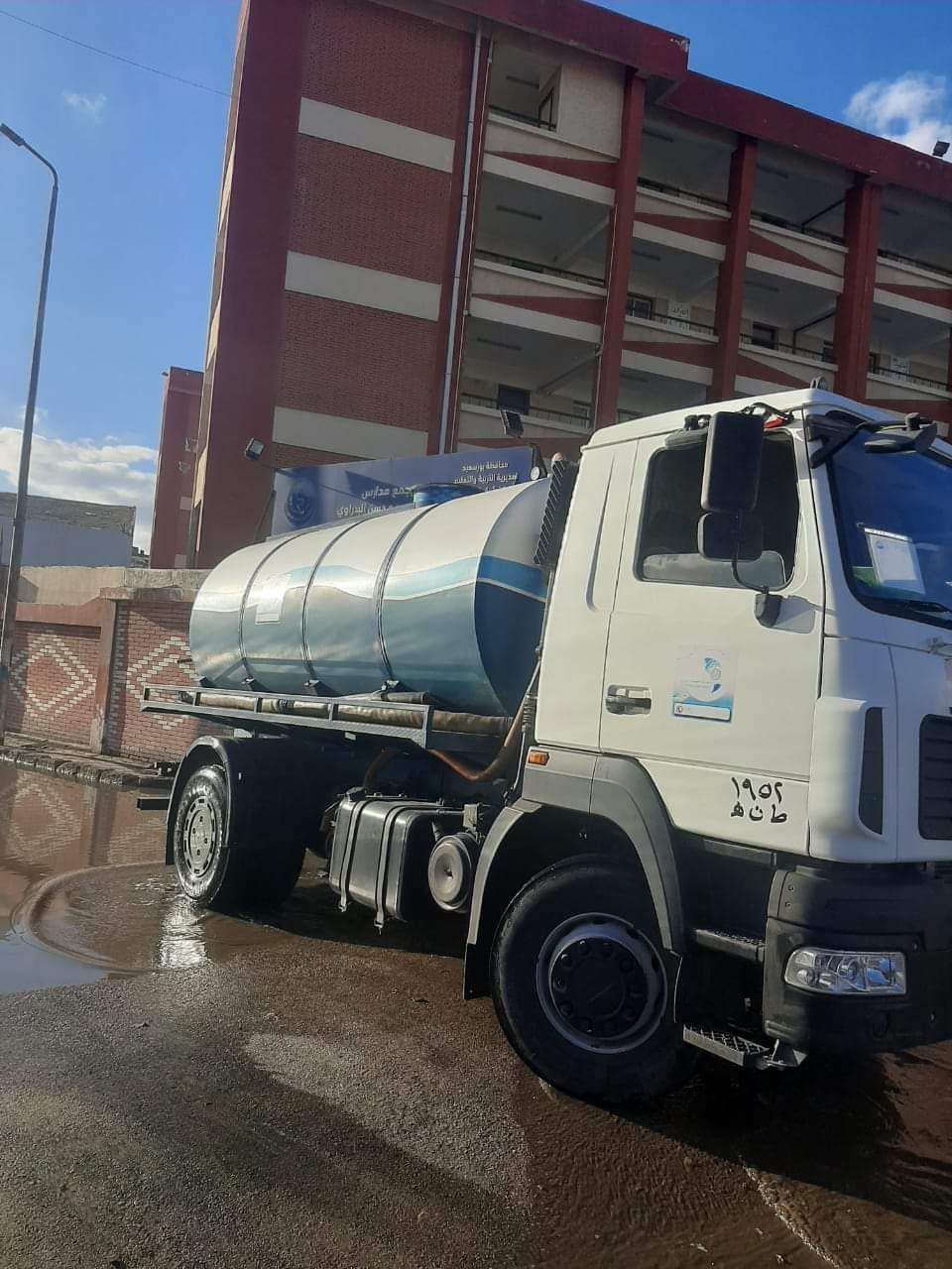 الانتهاء من اصلاح كسر ماسورة ببورسعيد 