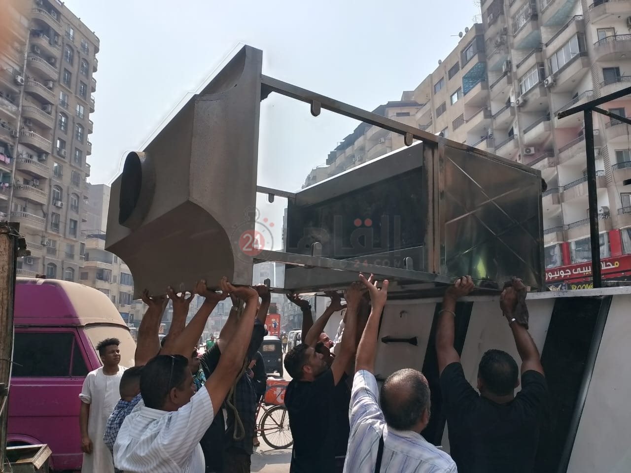 حملة حي بولاق الدكرور لإخلاء شارع العشرين 