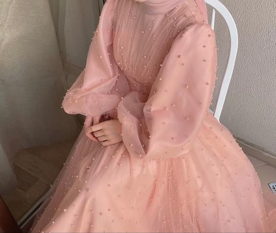 فساتين خطوبة سواريه