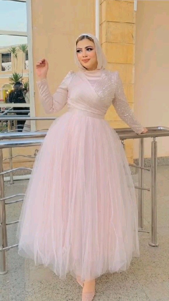 فساتين خطوبة فخمة جدا