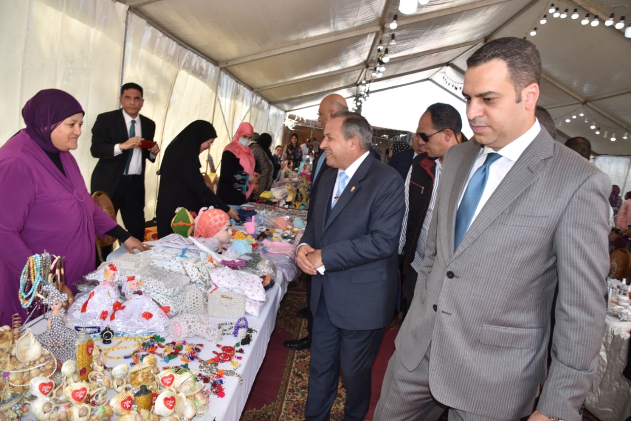 محافظ بورسعيد 