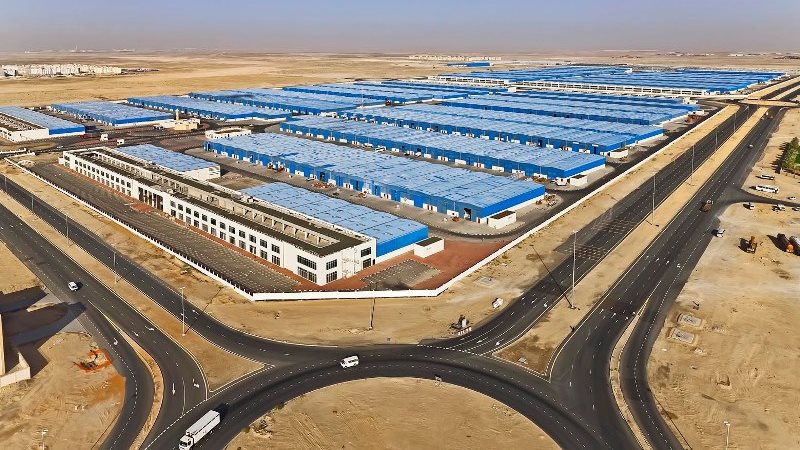 الأراضي الصناعية